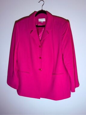 August Max Vintage Bright Pink Tailored Blazer